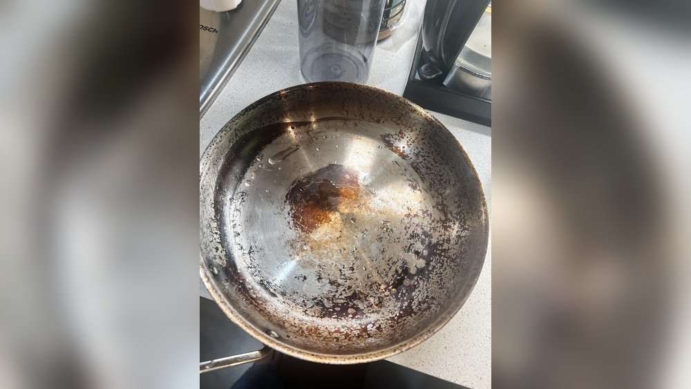 How to Clean a Stainless Steel Pan: Easy Tips for a Sparkling Shine